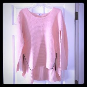 Women’s bar lll Large pink sweater